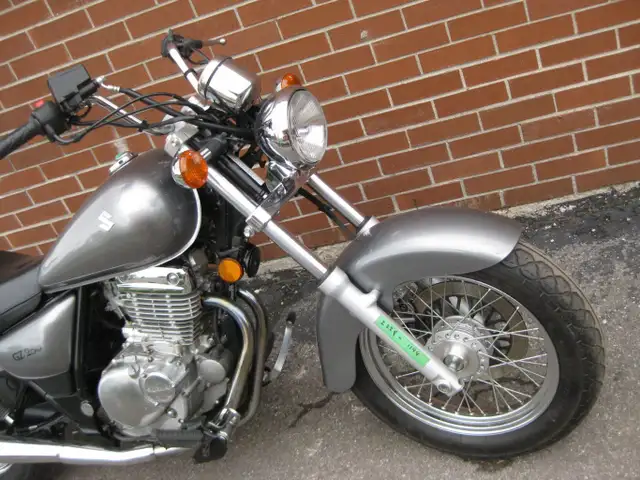 2010 Suzuki GZ250 Marauder in Street, Cruisers & Choppers in City of Toronto - Image 3