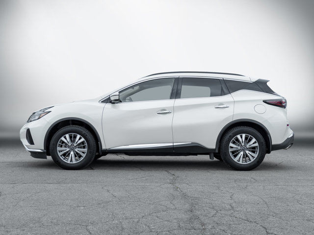 2023 Nissan Murano SR | Clean Carfax | Heated Seats in Cars & Trucks in Hamilton - Image 3