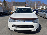 WAS: $11995 NOW: $9995Check out this beautiful 2014 Mitsubishi Outlander Es, All Wheel Drive, only 1... (image 7)