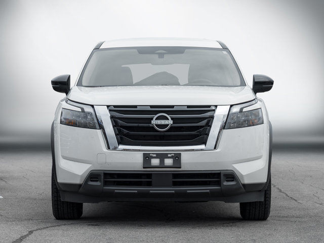 2023 Nissan Pathfinder S | Heated Steering Wheel | Heated Seats in Cars & Trucks in Hamilton - Image 2