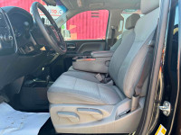 The 2018 GMC Sierra 1500 LT Crew Cab in black is a full-size pickup that combines rugged capability... (image 4)