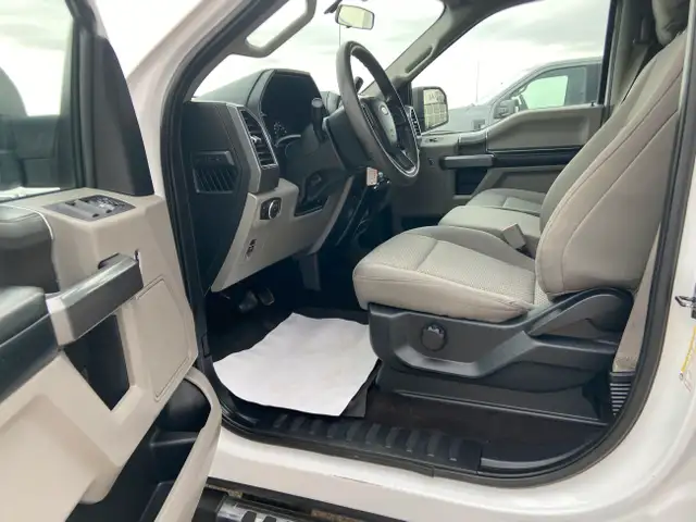 Ford F-150 XLT 2020 in Cars & Trucks in Saskatoon - Image 16