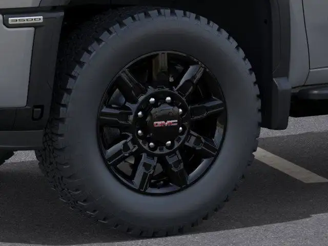 2025 GMC Sierra 3500HD Crew Cab AT4 in Cars & Trucks in Edmonton - Image 10