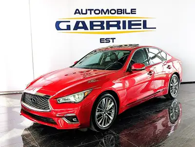 Comes equipped with: Power Mirrors, Sunroof , Shark fin antenna, Halogen Headlamps, Courtesy lights,...