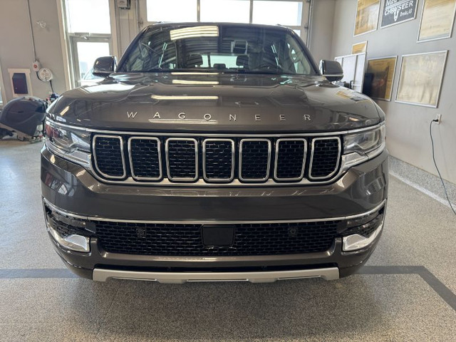 2022 JEEP Wagoneer Series II in Cars & Trucks in Medicine Hat - Image 3