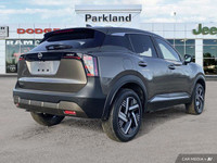 Only 1,540 Miles! This Nissan Kicks delivers a Regular Unleaded I-4 2.0 L/122 engine powering this V... (image 4)