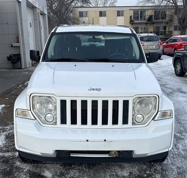 2012 Jeep Liberty Sport in Cars & Trucks in Edmonton - Image 2