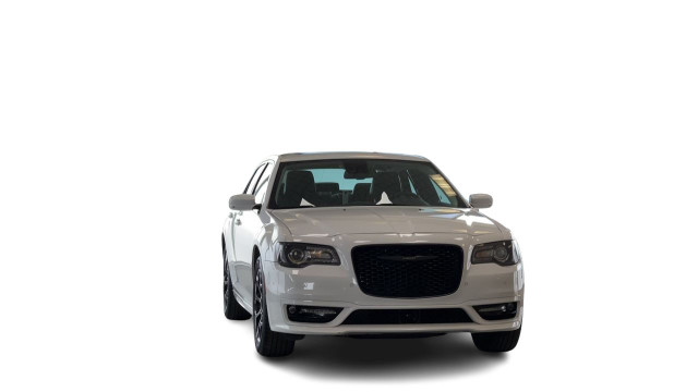 2023 Chrysler 300 Touring L AWD Fresh Trade! No Accidents! Fully in Cars & Trucks in Regina - Image 4
