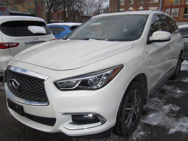 2017 Infiniti QX60 PREMIUM in Cars & Trucks in City of Toronto - Image 2