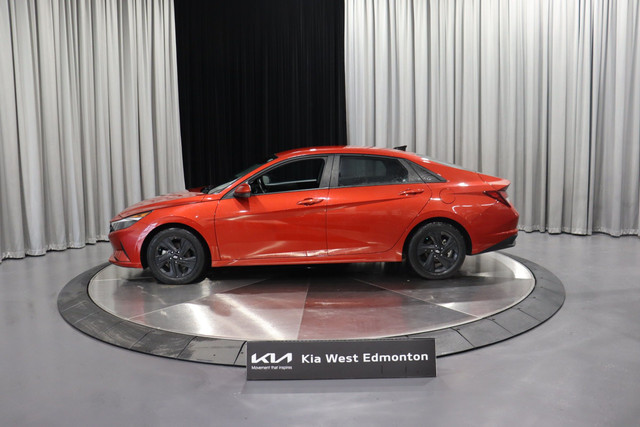 2021 Hyundai Elantra Preferred Heated Seats/Wheel / Push Star... in Cars & Trucks in Edmonton - Image 3