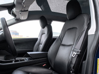 2020 Tesla Model Y Long Range AWD Blue Exterior on Black Interior comes with Navigation and 360 Came... (image 7)