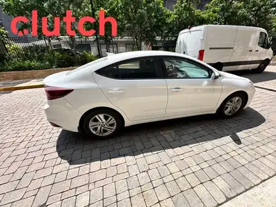 NO ACCIDENTS / CLEAN CARFAX / 1 OWNER / Climate Control, Bluetooth Music, Touchscreen Display and mo...
