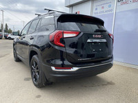 CLEAN CARFAX ONE OWNER, Heated and Cooled Front Seats, ADAPTIVE CRUISE, Power Tailgate, PANORAMIC SU... (image 2)