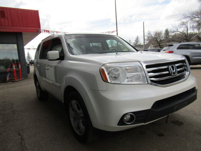  2012 Honda Pilot 7 Pass, Leather, Sunroof & More! Sale Priced. in Cars & Trucks in Swift Current - Image 4