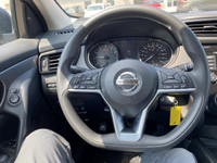 2020 Nissan Qashqai S AWD - In Black - All wheel drive - Very fuel efficient 2.0L 4 cylinder engine... (image 8)