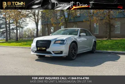 2022 CHRYSLER 300 TOURING L AWD COMES WITH LEATHER SEATS, APPLE CARPLAY, ANDROID AUTO, BACKUP CAMERA...