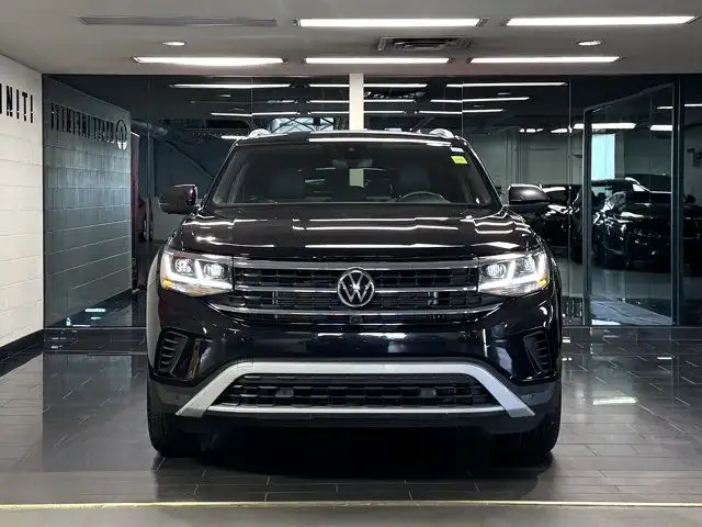 2020 Volkswagen Atlas Cross Sport Execline - 2 Sets of Rims dans Autos et camions dans Calgary - Image 3