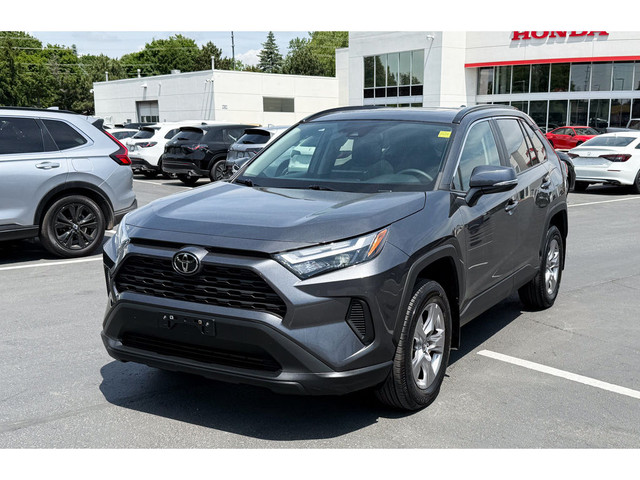 2023 Toyota RAV4 XLE XLE|AWD|Sunroof|CarPlay|One Owner in Cars & Trucks in Oshawa / Durham Region - Image 4