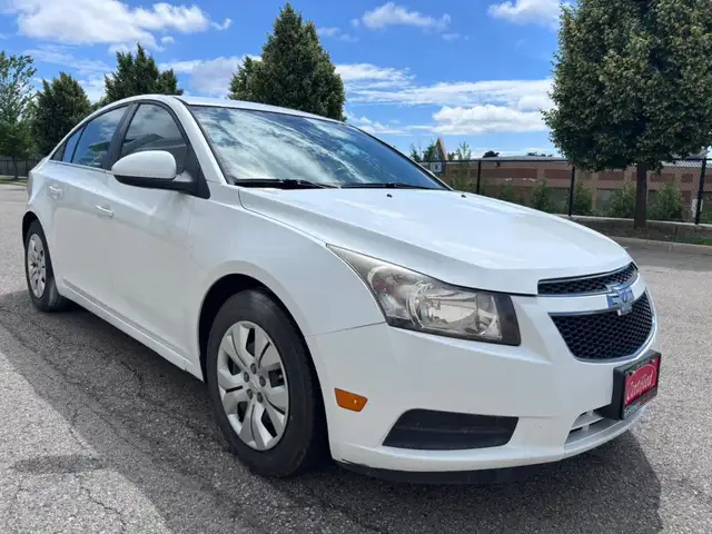 2013 Chevrolet Cruze 1LT Auto 4dr Sedan Automatic in Cars & Trucks in Mississauga / Peel Region - Image 11