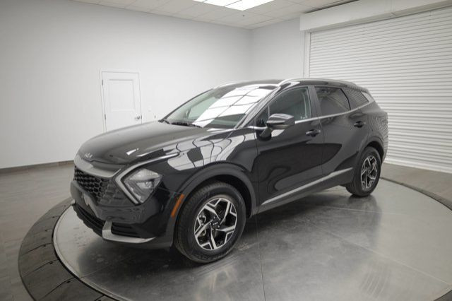 2023 Kia Sportage LX in Cars & Trucks in Calgary - Image 3