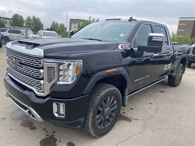 2023 GMC Sierra 3500HD Denali in Cars & Trucks in Edmonton - Image 4