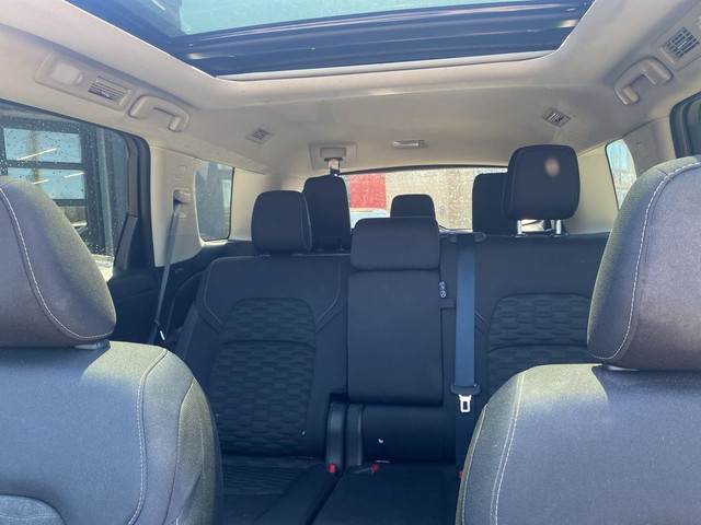 2022 Nissan Pathfinder SV AWD | Panoroof | Htd Cloth | Pwr Hatch in Cars & Trucks in St. Catharines - Image 2