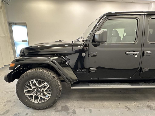 2025 Jeep Wrangler Sahara - Safety Group - Freedom Top in Cars & Trucks in Lethbridge - Image 2