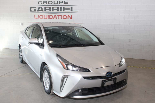 2019 Toyota Prius XLE AWD-e in Cars & Trucks in City of Montréal - Image 2