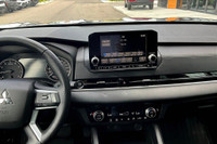 2.5 L 4 Cyl Engine Vehicle Options: Blind Spot Monitoring, Lane Control, Rear Back Up Camera, Heated... (image 5)