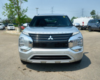 This Mitsubishi Outlander has a strong Regular Unleaded I-4 2.5 L/152 engine powering this Variable... (image 7)