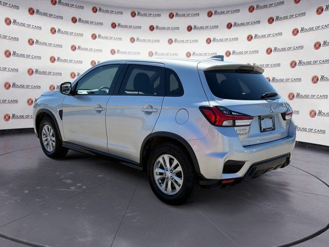 2021 Mitsubishi RVR SE in Cars & Trucks in Calgary - Image 4
