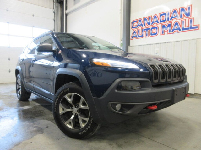2018 Jeep Cherokee TRAILHAWK LEATHER PLUS 4X4 3.2L V6, ROOF, 80K in Cars & Trucks in Ottawa