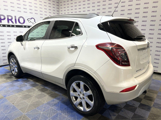 2017 Buick Encore in Cars & Trucks in Ottawa - Image 3