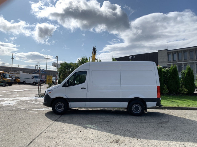 2021 Mercedes-Benz Sprinter 2500 High Roof V6 144" in Cars & Trucks in Delta/Surrey/Langley - Image 4