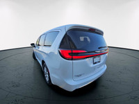 Experience the 2024 Chrysler Pacifica Touring-L, a refined combination of power and elegance, dresse... (image 5)