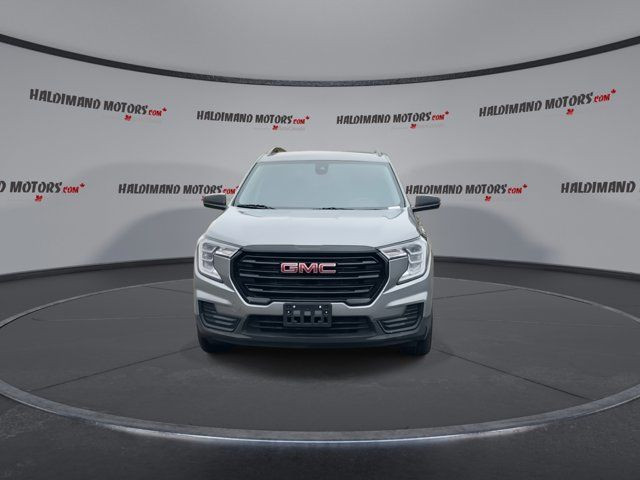 2023 GMC Terrain SLE AWD | Heated Seats | Remote Start in Cars & Trucks in Hamilton - Image 4