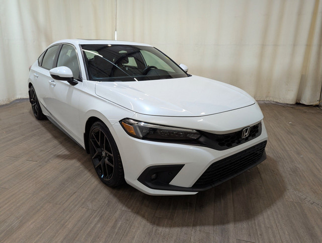2023 Honda Civic Sport Touring No Accidents | Leather | Sunroof in Cars & Trucks in Calgary - Image 2