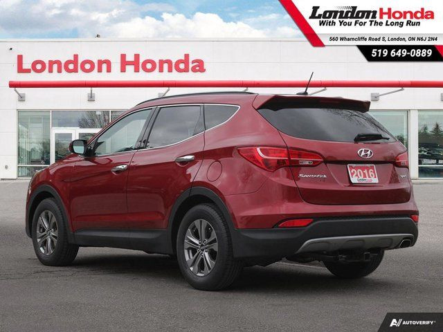 2016 Hyundai Santa Fe Sport Base|Heated Seats |Newer Tires in Cars & Trucks in London - Image 3
