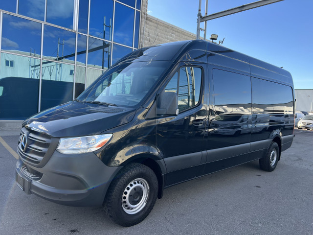2019 Mercedes-Benz Sprinter Van MERCEDES Sprinter 2500 - CREW in Cars & Trucks in Oakville / Halton Region