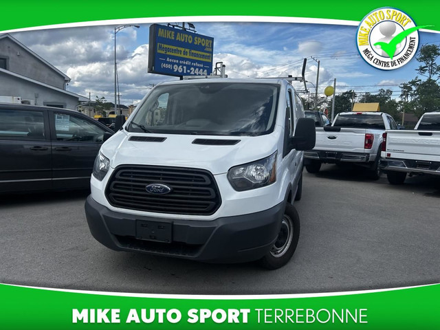 Ford Transit Van T-250 toit bas 130 po PNBV de 9 000 lb porte co in Cars & Trucks in Laval / North Shore - Image 2