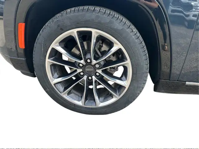  EX-DEMO 2023 JEEP WAGONEER L SERIES lll LOW LOW MILEAGE in Cars & Trucks in Red Deer - Image 13
