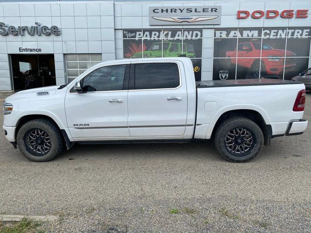 2020 Ram 1500 Limited Crew 4x4 Hemi Sunroof Nav Power Boards in Cars & Trucks in St. Albert - Image 3