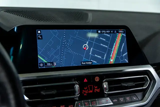 2022 BMW M4 Competition Coupé M xDrive | Émotion pure | Toit in Cars & Trucks in City of Montréal - Image 24