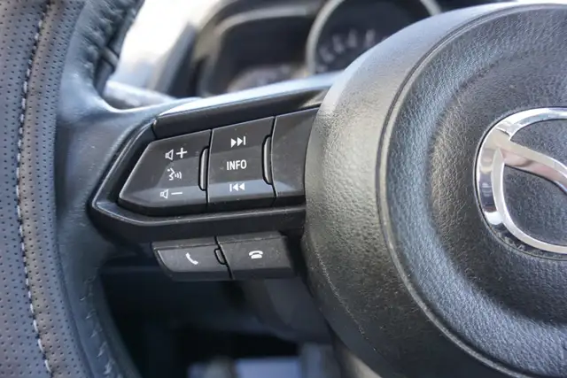 2018 Mazda CX-3 in Cars & Trucks in Oakville / Halton Region - Image 31