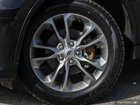 Highlights: Heated Seats Rear Entertainment Power Liftgate Back-up Camera Come visit our Grande Prai... (image 9)