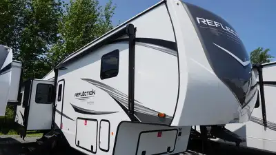 2025 Grand Design Reflection FW 337RLSSlow down in no time flat. The Grand Design Reflection combine...