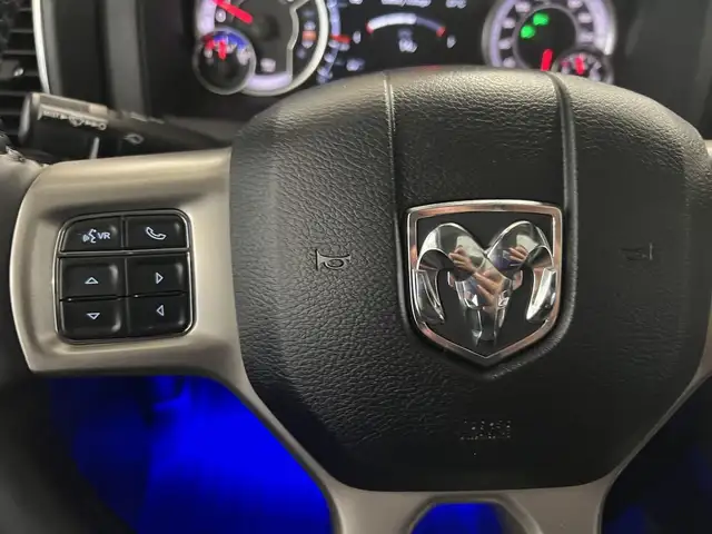 2018 Ram 2500 LARAMIE 6.7 DSL 4X4 | LIFT | FUEL RIMS | LOW KMS! dans Autos et camions dans Lloydminster - Image 26