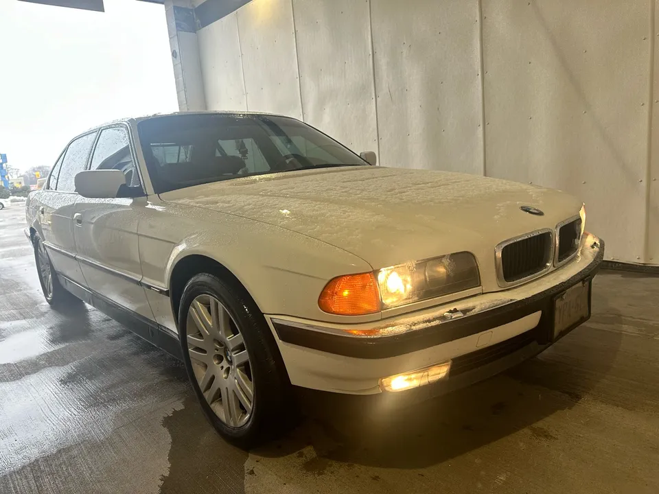 1998 BMW 7 Series 740IL E38