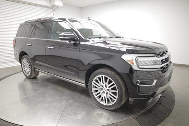2023 Ford Expedition Limited in Cars & Trucks in Calgary