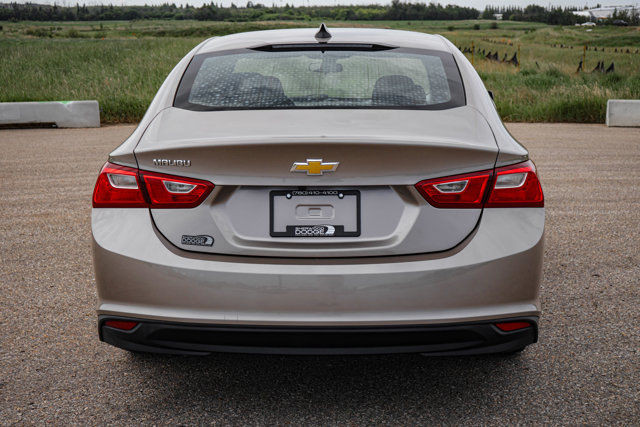 2022 Chevrolet Malibu AUTOMATIC LOW KMS in Cars & Trucks in Strathcona County - Image 3